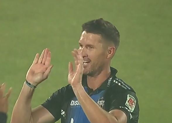 3-fer! Dwaine Pretorius Rattles Chattogram