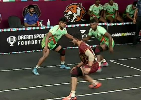 Santosh Banothu stuns Chola Veerans with his epic raid