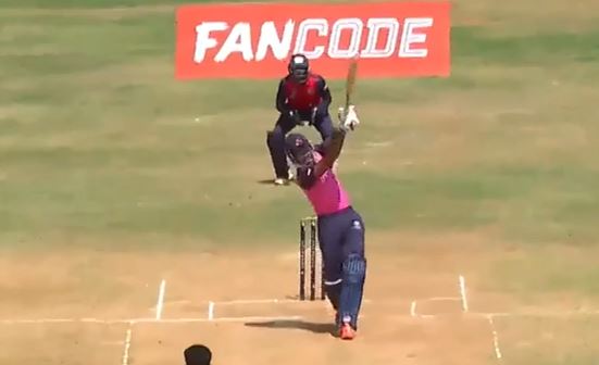 Kalyan Sail Past Koparkhairne by 7 Wickets