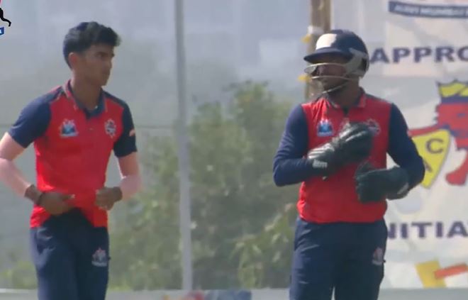 Hrishikesh Gore Juggles with 3/25