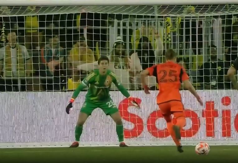 Dorsey's 90th-minute Penalty Holds Columbus Crew to 1-1 Draw