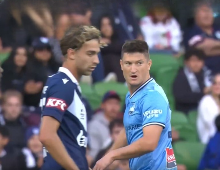 Upbeat Sydney FC hold Melbourne Victory to a 1-1 draw