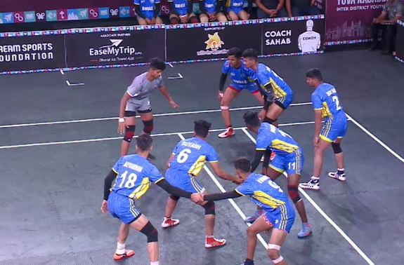 35-24! Beed Sail Past Dhule