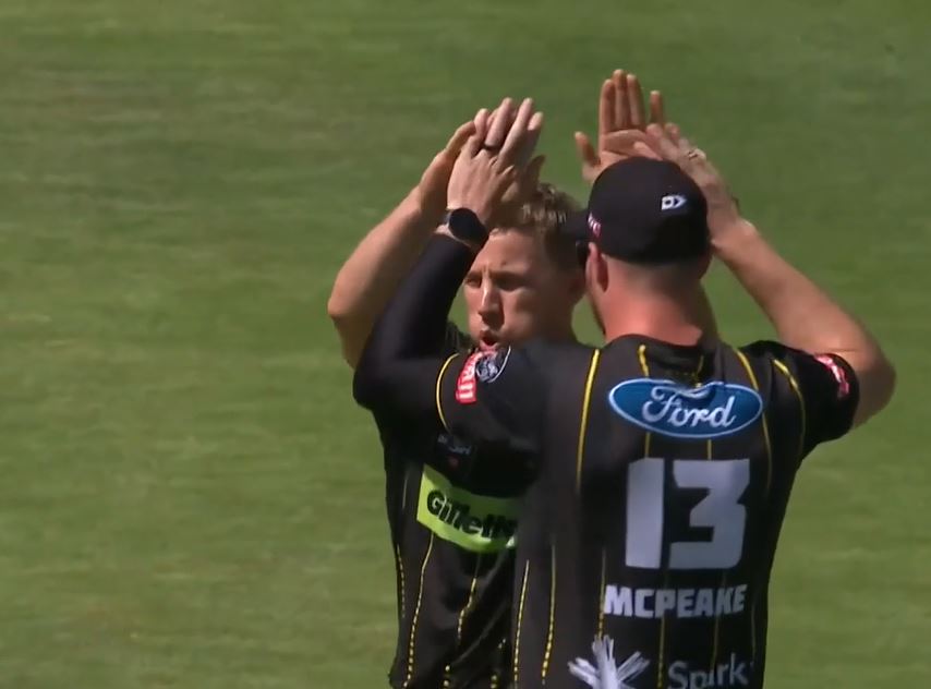 Clinical Logan van Beek strikes with 3/19