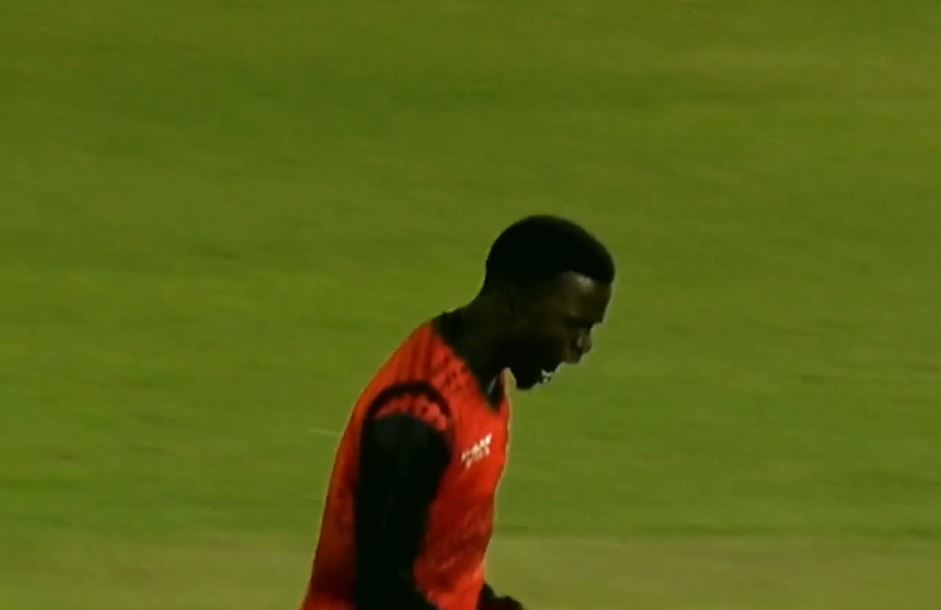 Durham vs Mid West Rhinos: Wallace Mubaiwa's 4 for 20