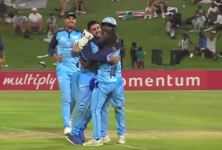 Titans vs North West Dragons: Tabraiz Shamsi's 3 for 18