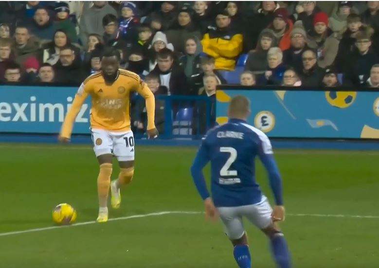 Late own goal gives Ipswich Town 1-1 draw with Leicester City