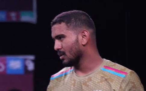 Abhijeet Devare Displays Super Tackle