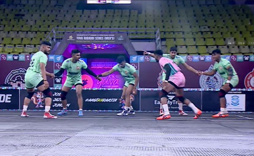 Shreyas Umbardand Steals the Show