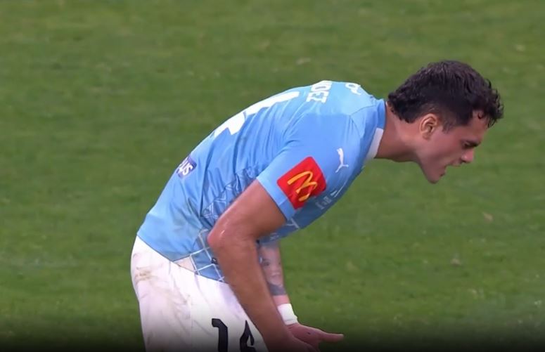 Melbourne City contain Melbourne Victory 2-1