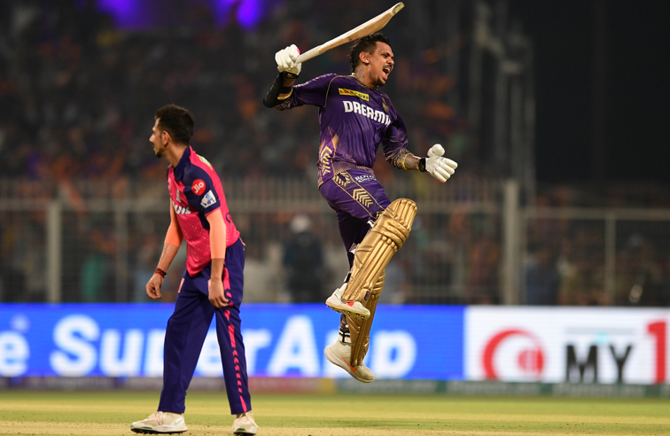 Bowlers are going to become extinct: Kartik