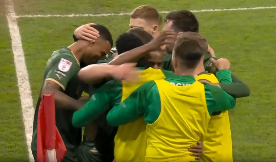 1-0! Bali Mumba's solo goal wins it for Plymouth Argyle