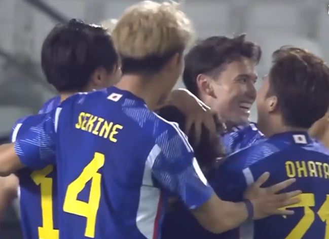 Japan pip United Arab Emirates 2-0