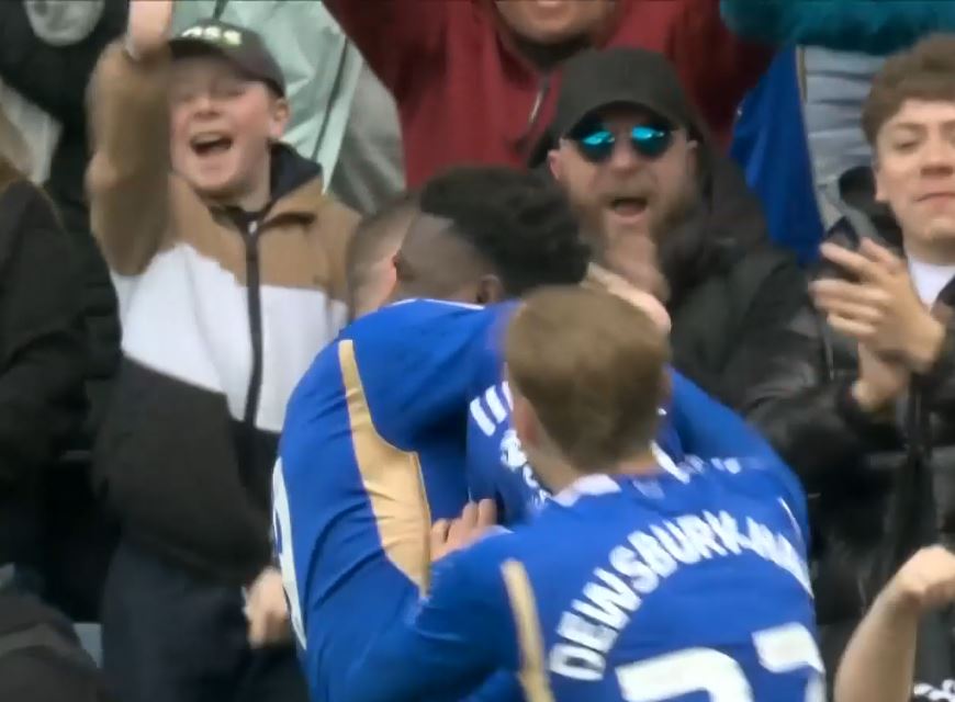 Leicester City secure thrilling 2-1 win against West Bromwich