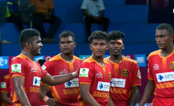 Nambi Naveen N puts up a calculative tackles